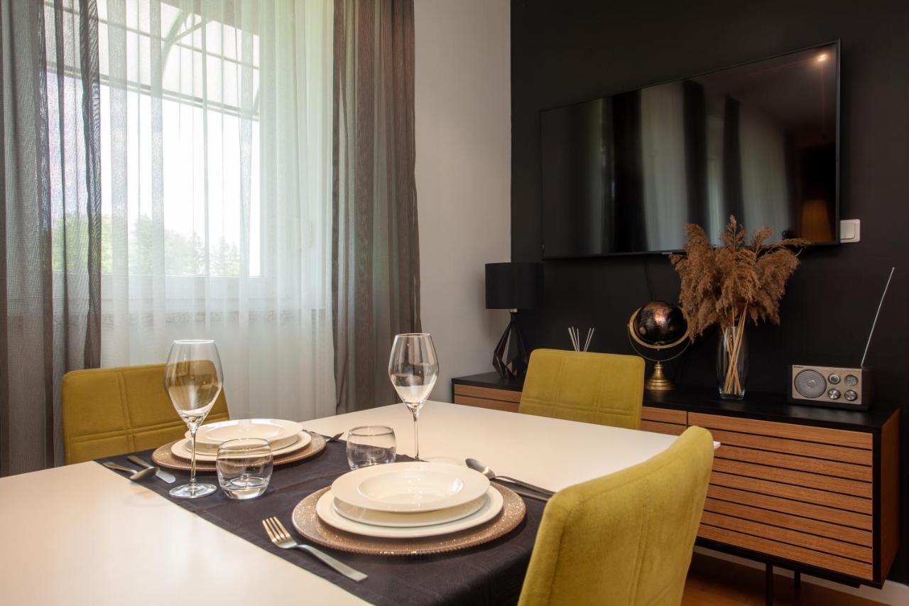 Apartment Sladic Сисак Экстерьер фото