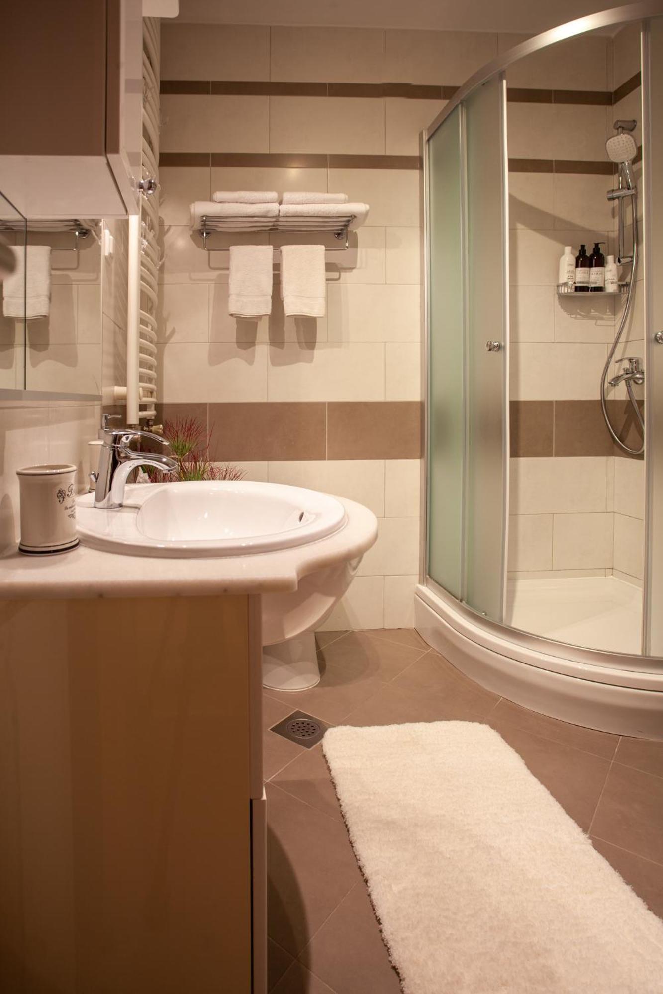Apartment Sladic Сисак Экстерьер фото